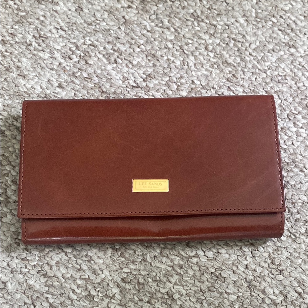 Lee sands vintage bifold kiss lock buffalo Leather Clutch